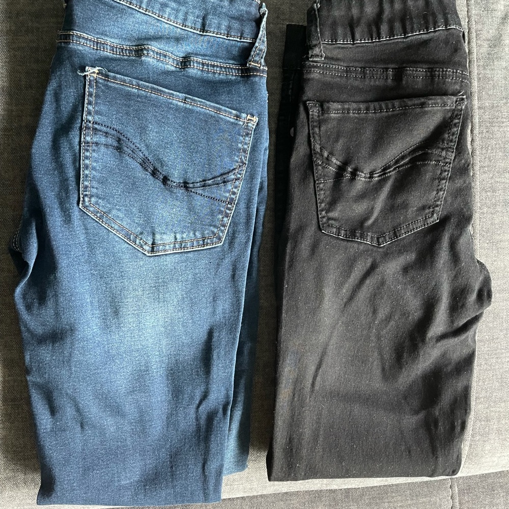 BUNDLE!!Two pairs of jeggins